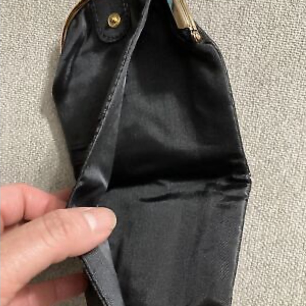 Small Wallet - Picture 2 of 4